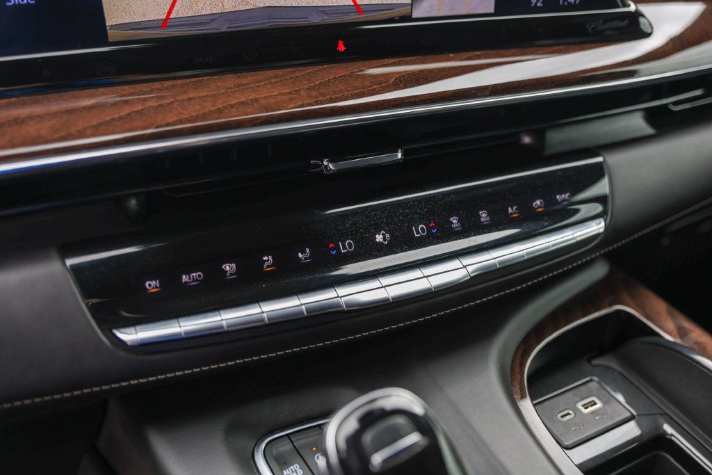 2022 Cadillac Escalade Sport Platinum