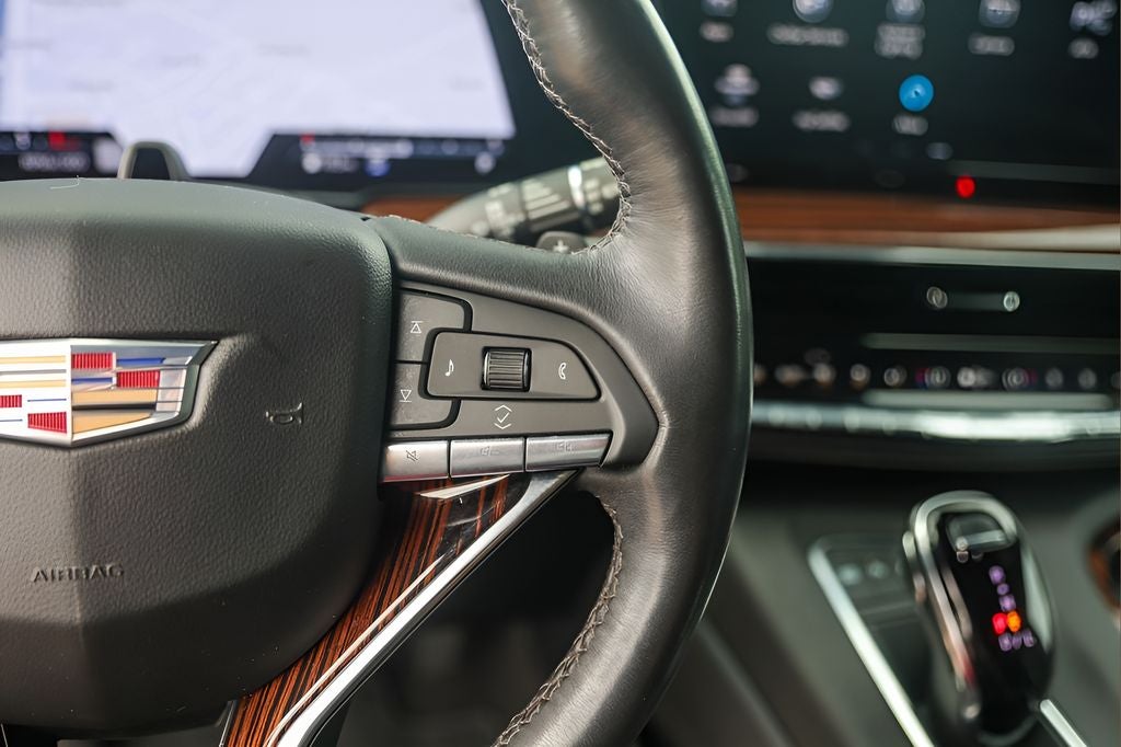 2022 Cadillac Escalade ESV Premium