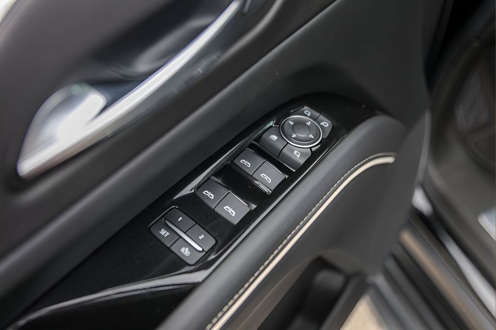 2022 Cadillac Escalade ESV Premium