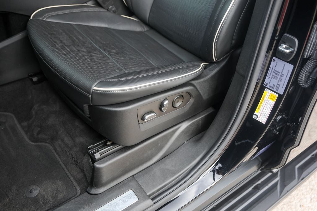 2022 Cadillac Escalade ESV Premium