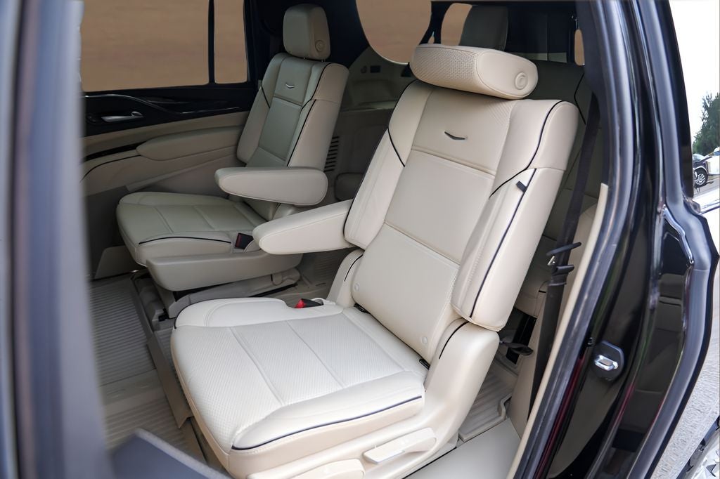 2024 Cadillac Escalade ESV Premium