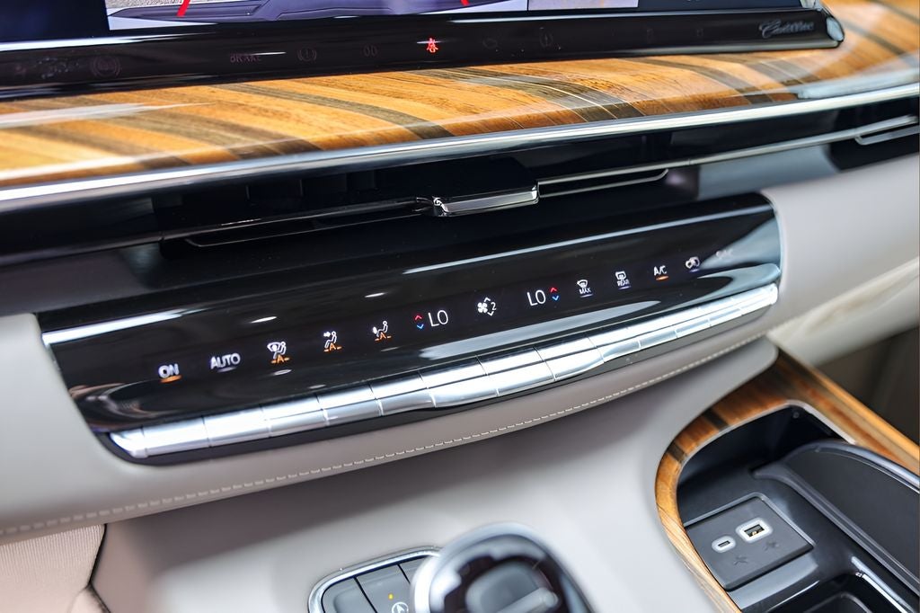 2024 Cadillac Escalade ESV Premium Luxury Platinum