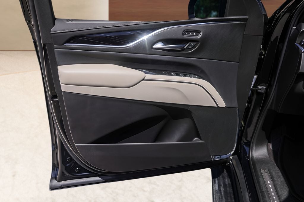 2023 Cadillac Escalade ESV Sport