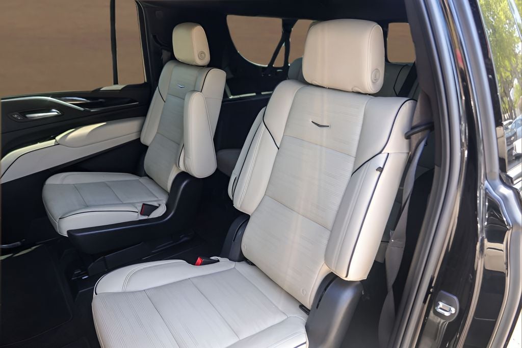 2023 Cadillac Escalade ESV Sport