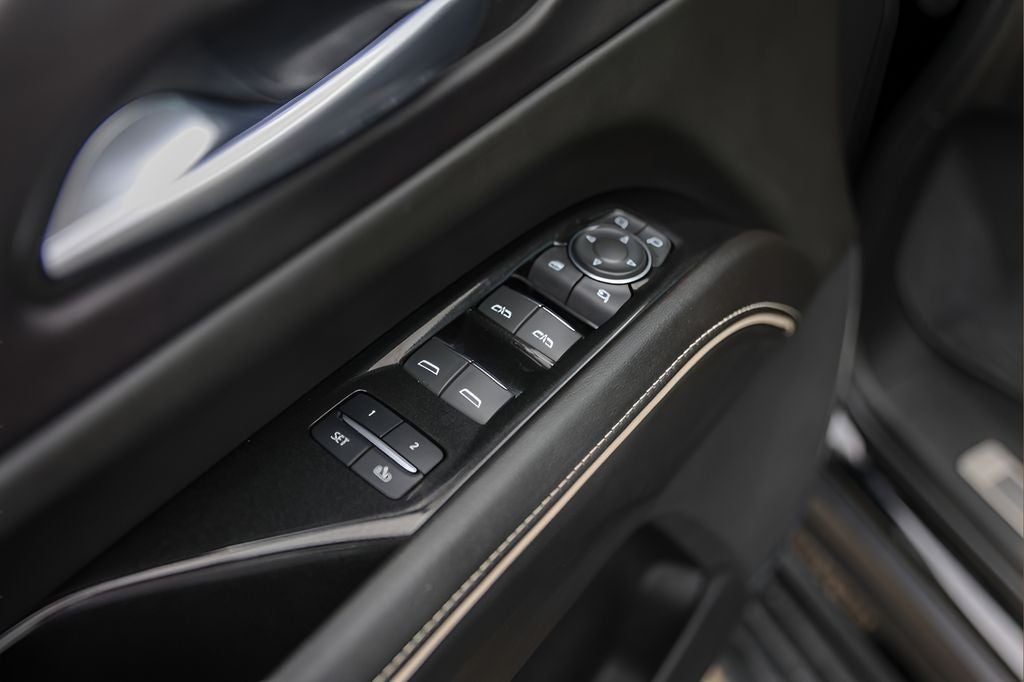 2023 Cadillac Escalade ESV Sport Platinum