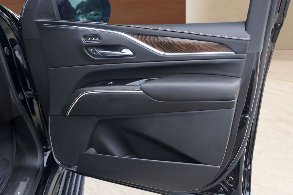 2023 Cadillac Escalade ESV Sport Platinum