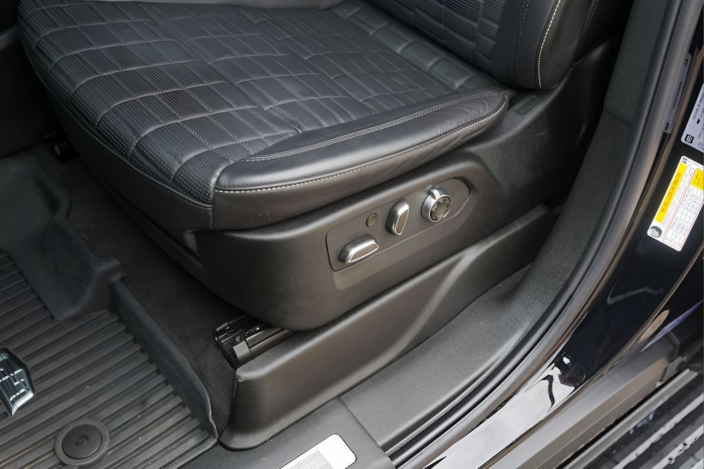 2023 Cadillac Escalade ESV Sport Platinum