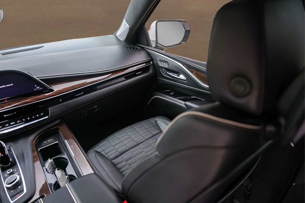 2023 Cadillac Escalade ESV Sport Platinum