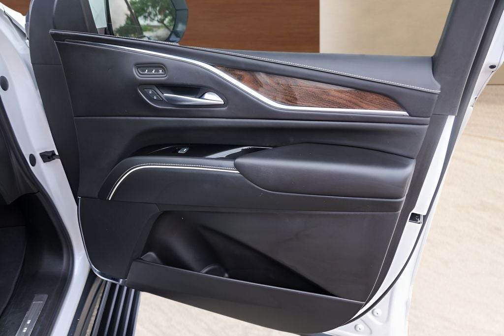 2023 Cadillac Escalade ESV Sport Platinum