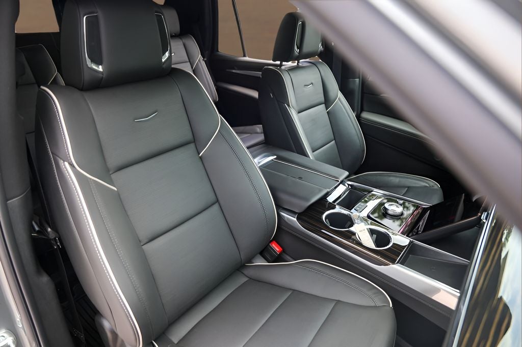 2025 Cadillac Escalade Premium Luxury