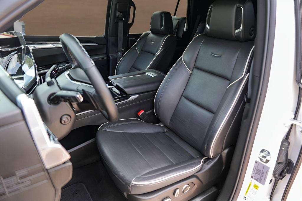 2025 Cadillac Escalade Sport