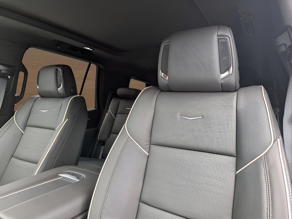 2025 Cadillac Escalade Sport
