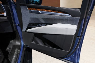 2026 Cadillac Escalade ESV Platinum Edition