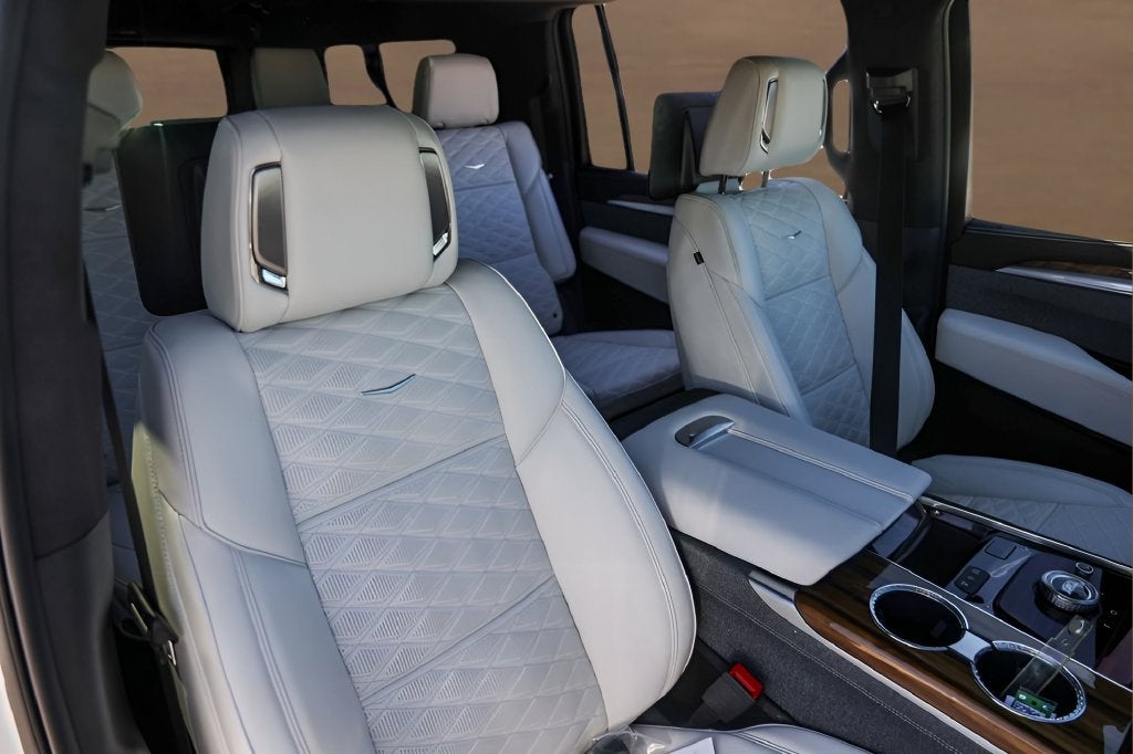 2025 Cadillac Escalade ESV Sport Platinum