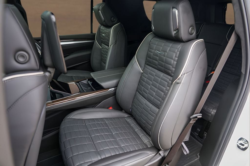 2025 Cadillac Escalade ESV Sport Platinum