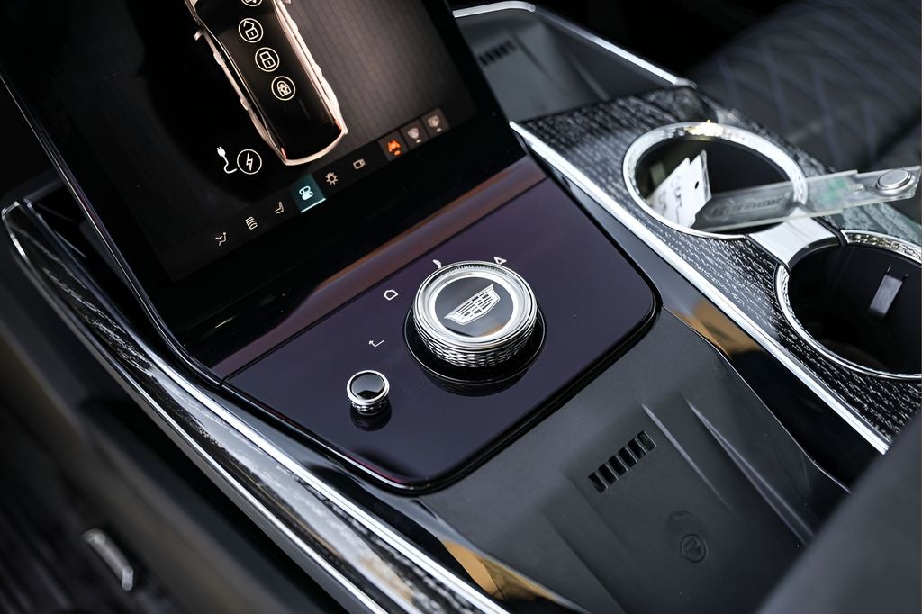 2025 Cadillac ESCALADE IQ Sport 1