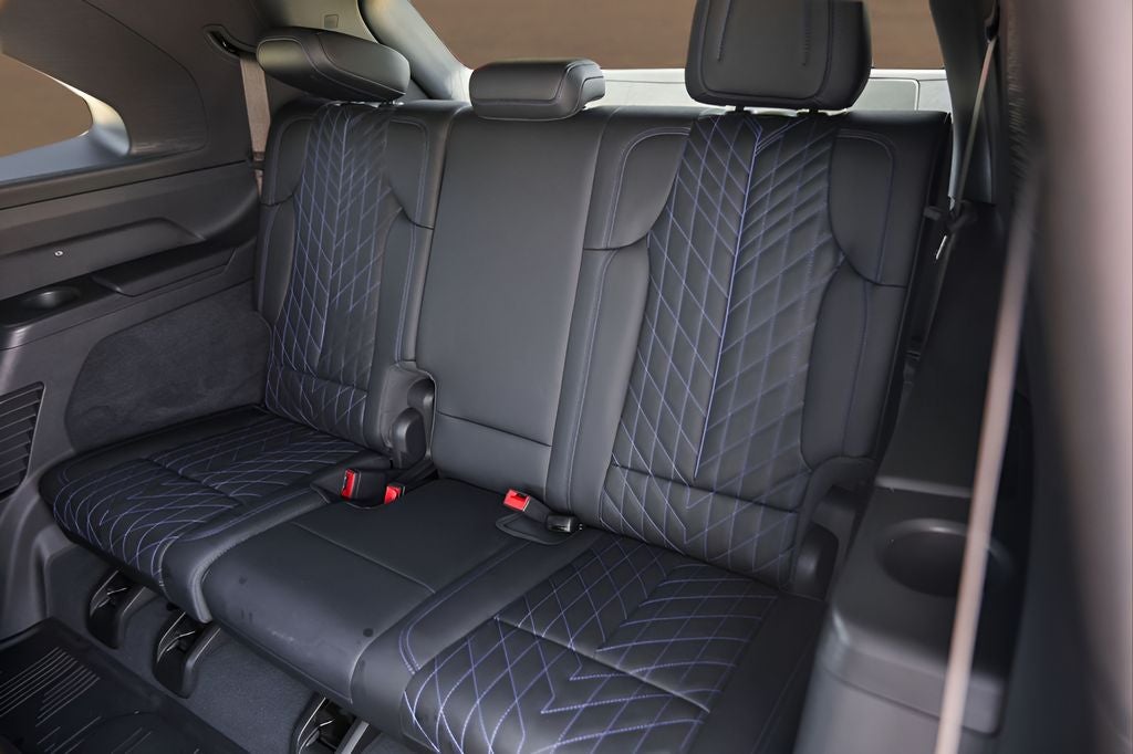 2025 Cadillac ESCALADE IQ Sport 1