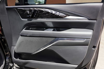 2025 Cadillac ESCALADE IQ Sport 1