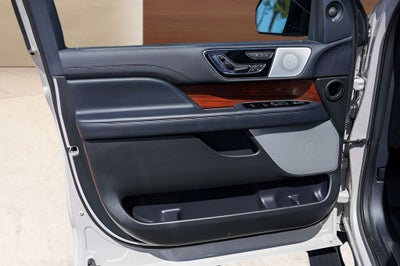 2022 Lincoln Navigator L Reserve