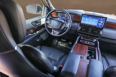 2022 Lincoln Navigator L Reserve