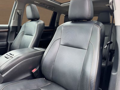 2016 Toyota Highlander Limited Platinum V6