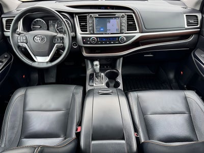 2016 Toyota Highlander Limited Platinum V6