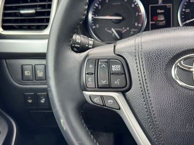 2016 Toyota Highlander Limited Platinum V6