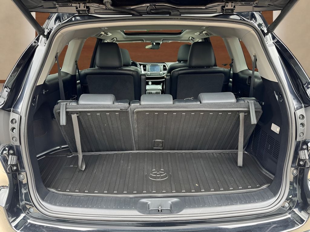 2016 Toyota Highlander Limited Platinum V6