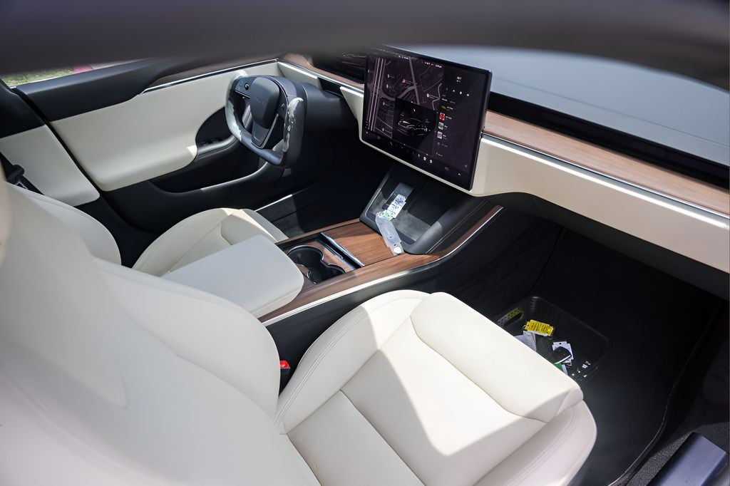 2022 Tesla Model S Base