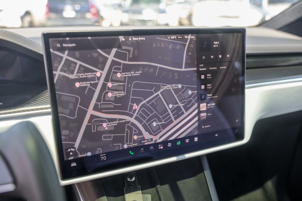 2022 Tesla Model X Plaid