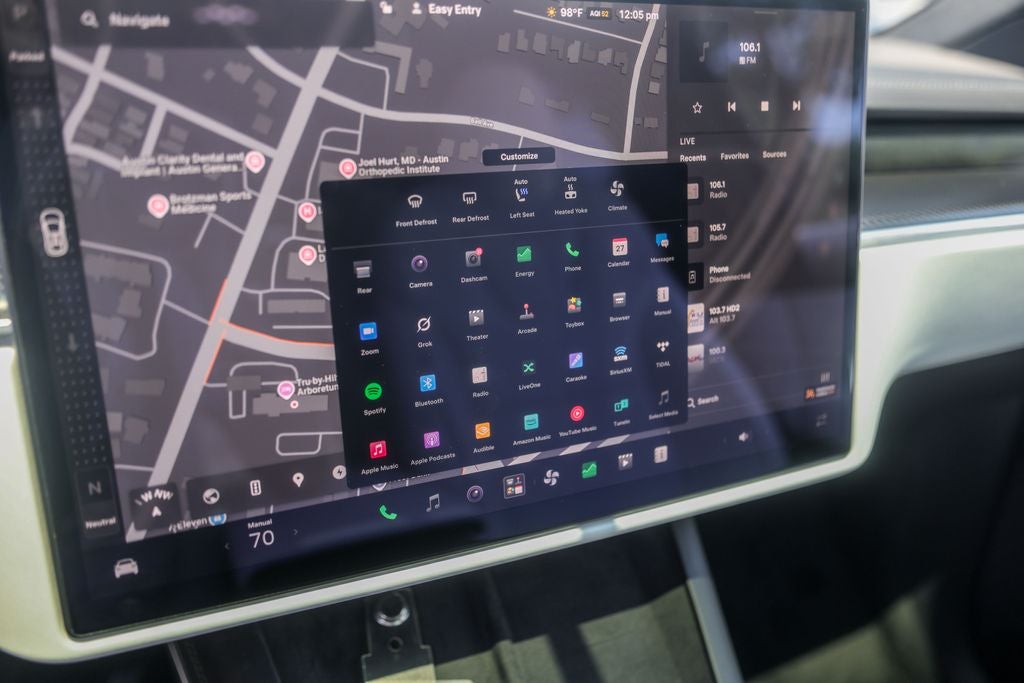 2022 Tesla Model X Plaid