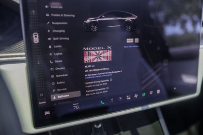 2022 Tesla Model X Plaid