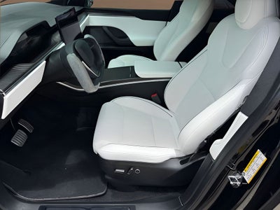 2023 Tesla Model X Plaid