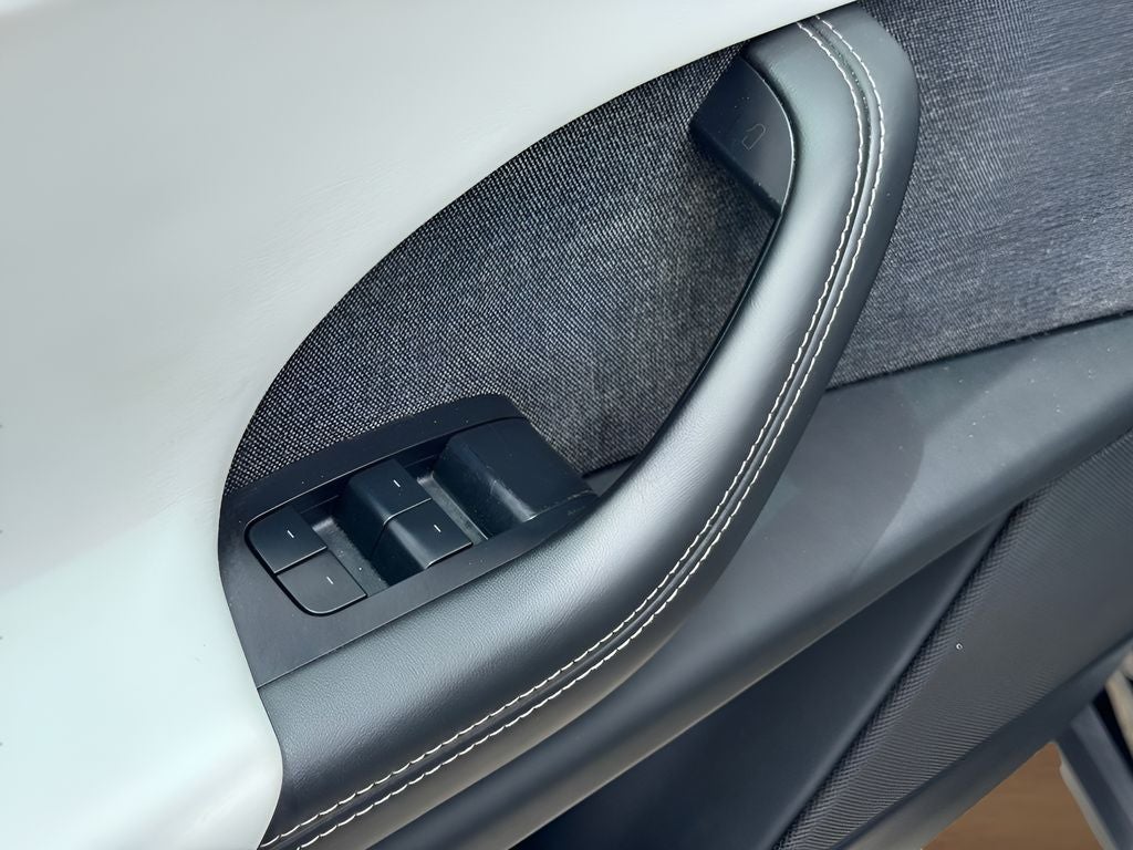 2023 Tesla Model X Plaid
