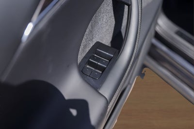 2023 Tesla Model X Base