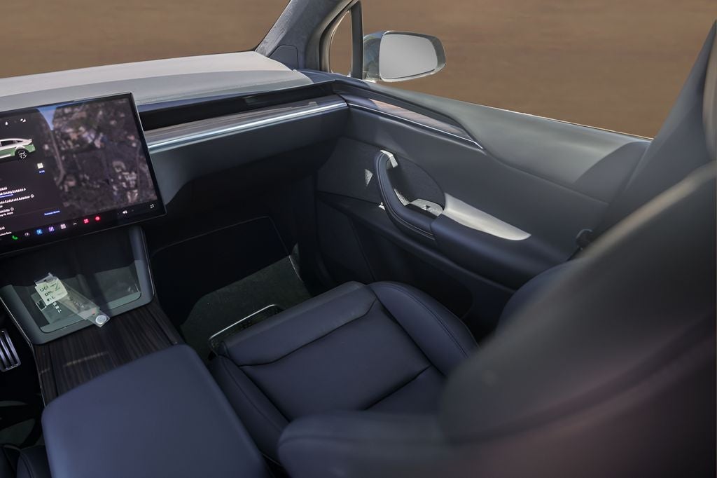 2023 Tesla Model X Base