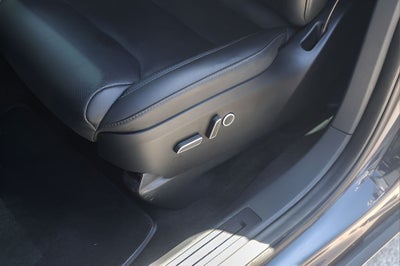 2023 Tesla Model X Base