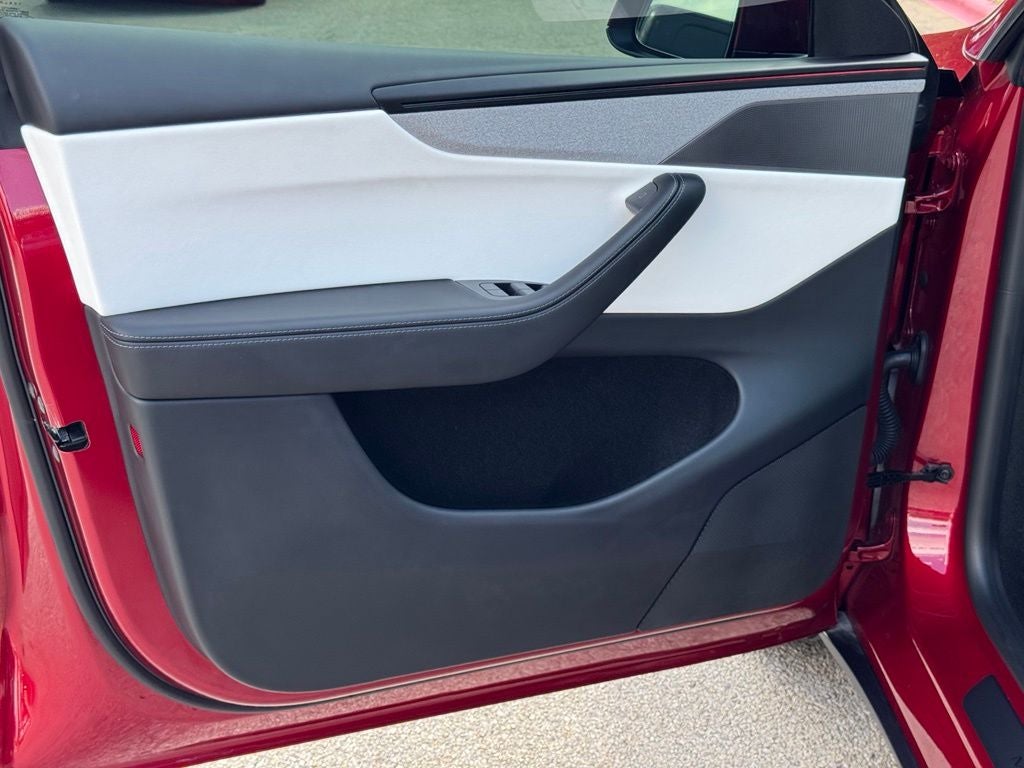 2026 Tesla Model Y Premium