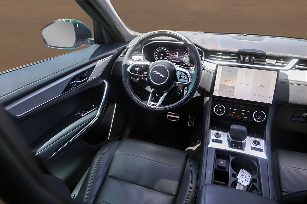 2023 Jaguar F-PACE SVR