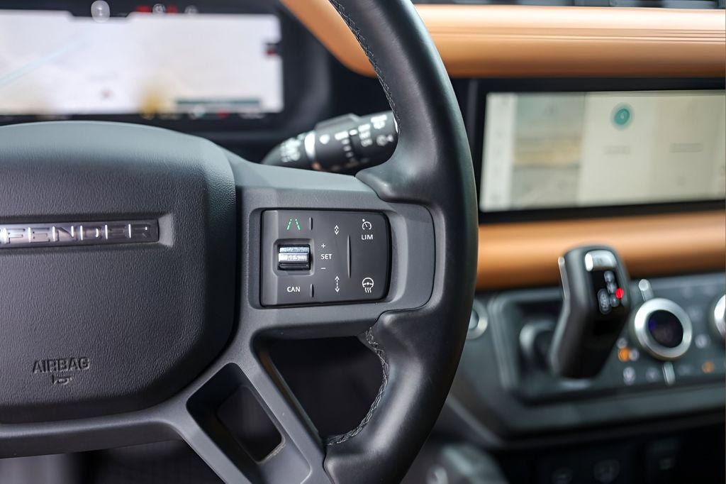 2024 Land Rover Defender 110 X-Dynamic SE