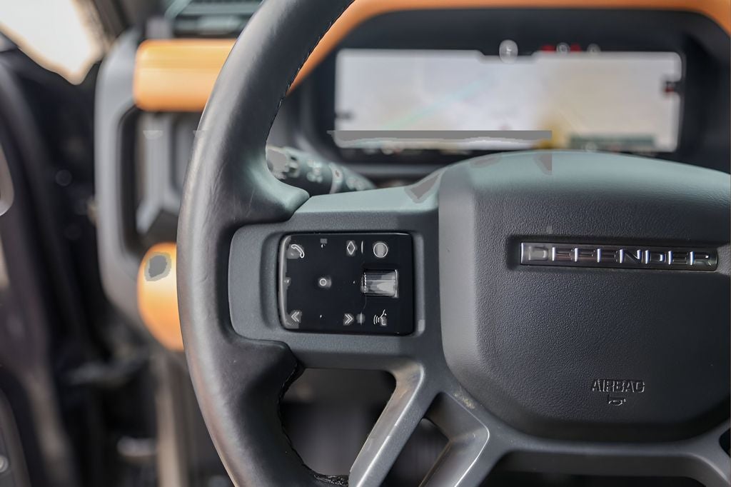 2024 Land Rover Defender 110 X-Dynamic SE