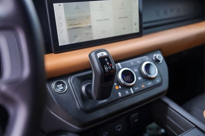 2024 Land Rover Defender 110 X-Dynamic SE