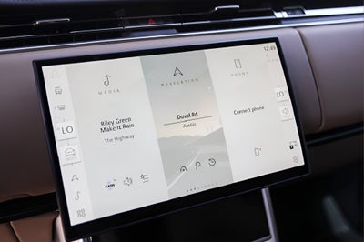 2026 Land Rover Range Rover SE LWB