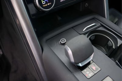2024 Land Rover Discovery Metropolitan Edition