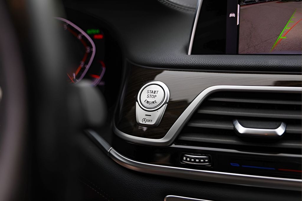 2020 BMW 7 Series 740i