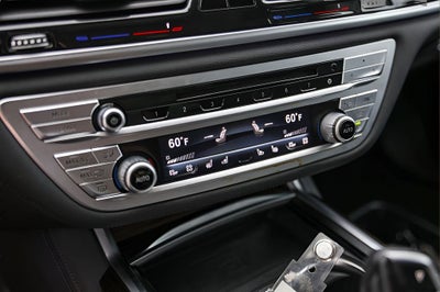 2020 BMW 7 Series 740i