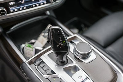 2020 BMW 7 Series 740i