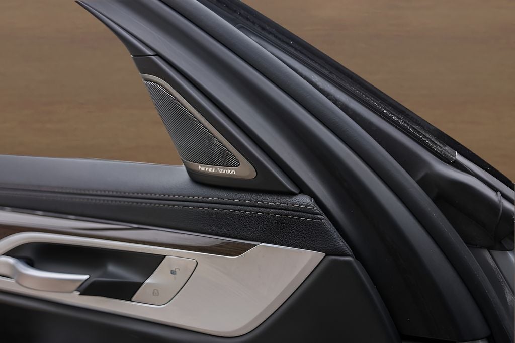 2020 BMW 7 Series 740i