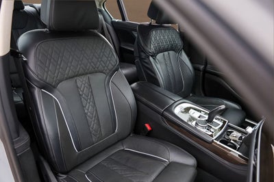 2020 BMW 7 Series 740i