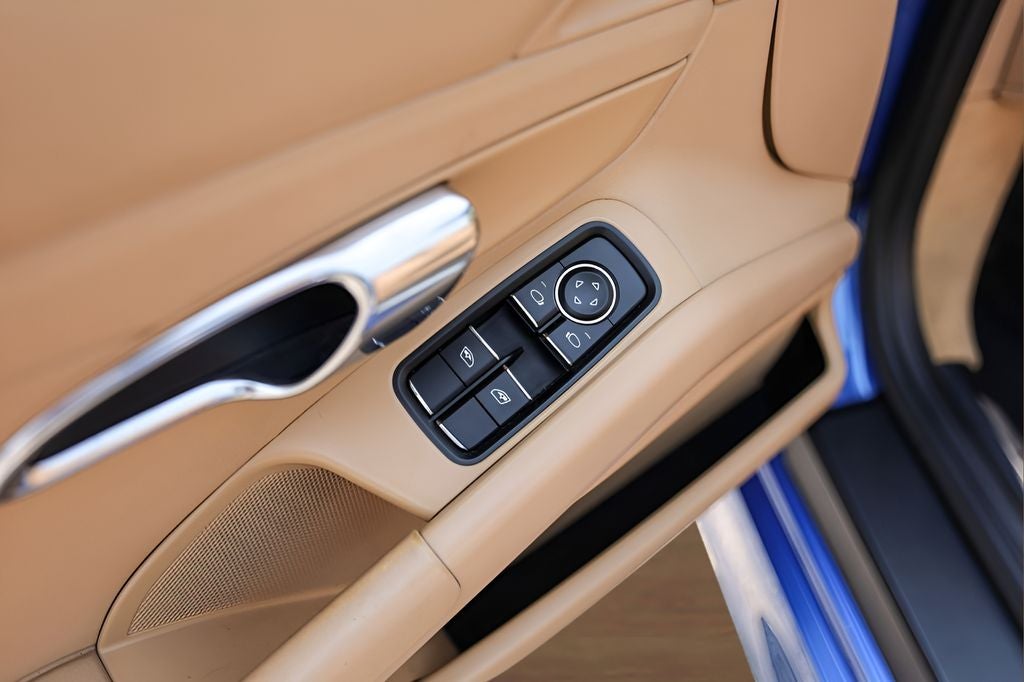 2016 Porsche Boxster Base